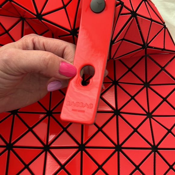 Issey Miyaki Bao Bao Prism Bi-Texture Tote - Picture 5 of 13